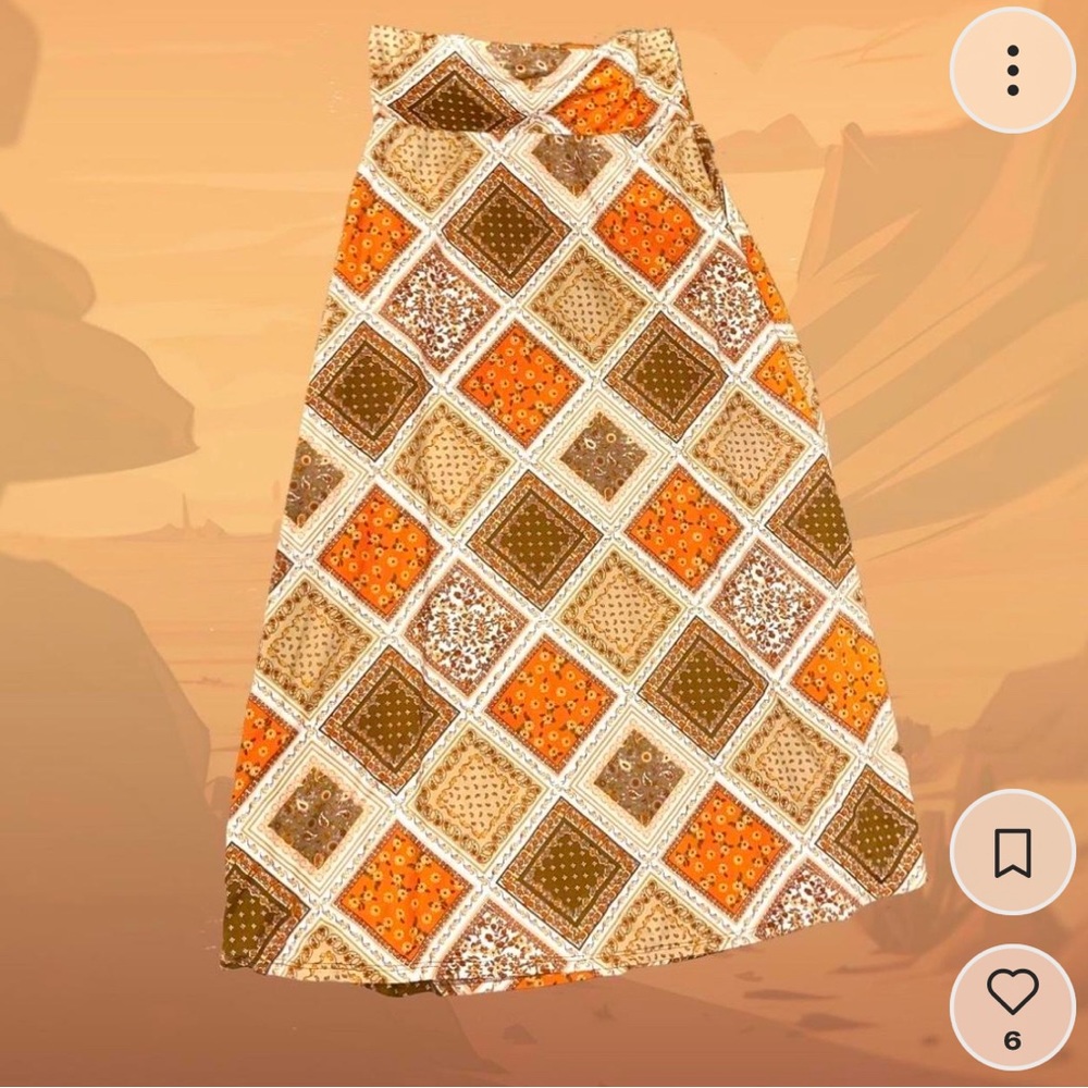 Earthbound hippie skirt!! 🌰🍃🍄